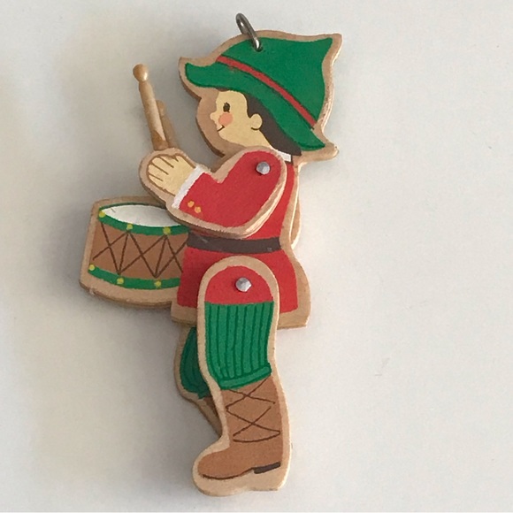 HALLMARK - Drummer Boy Movable Wooden Keepsake Christmas Ornament  - VTG 1980's - Picture 4 of 12